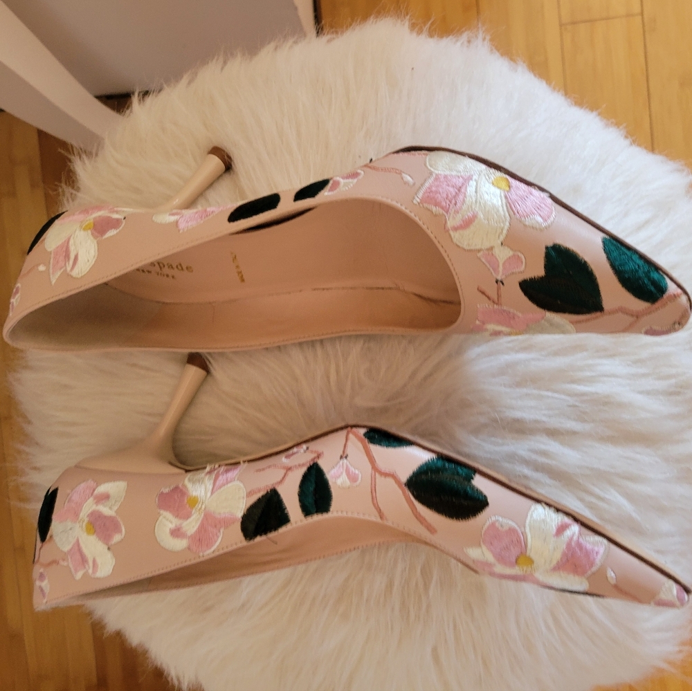 Kate Spade Heels - Picture 7 of 8